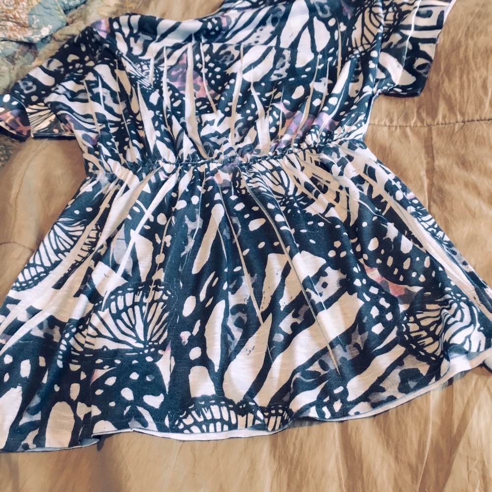 Elastic waist tunic top